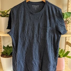 Dark blue pocket t-shirt